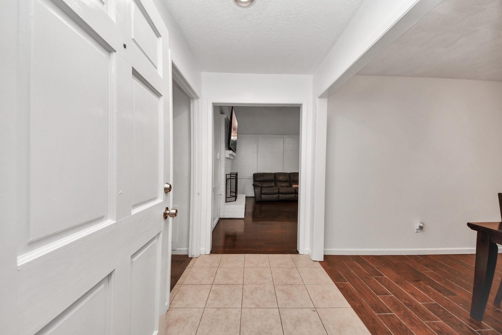 1415 Parry Sound - Photo 2