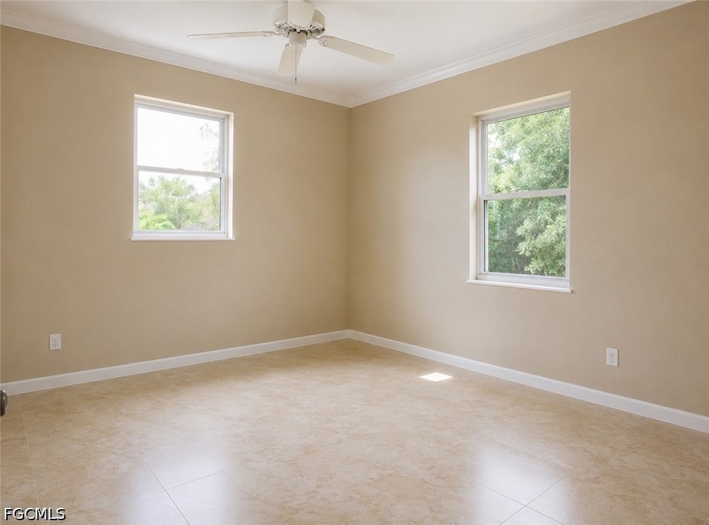 4479 Lakewood Boulevard - Photo 10