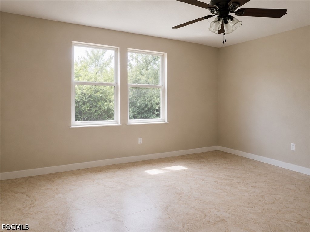 4479 Lakewood Boulevard - Photo 11
