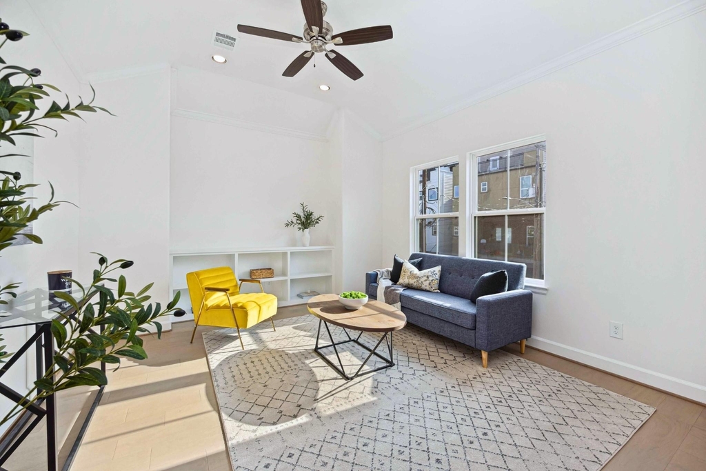 1307 Beachton Street - Photo 15