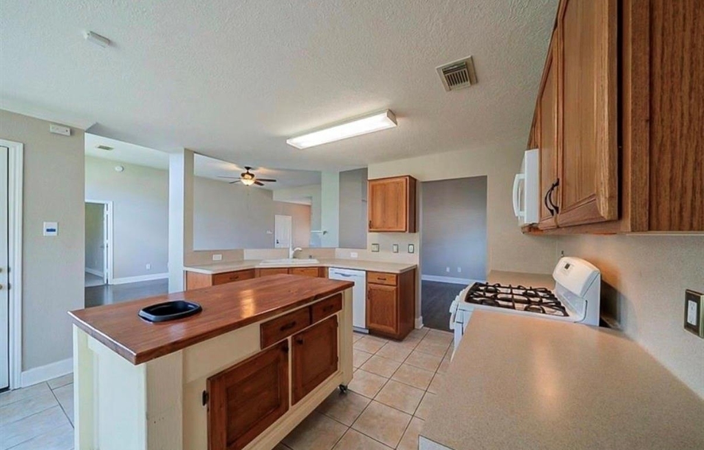 3015 Peerless Pass Court - Photo 6