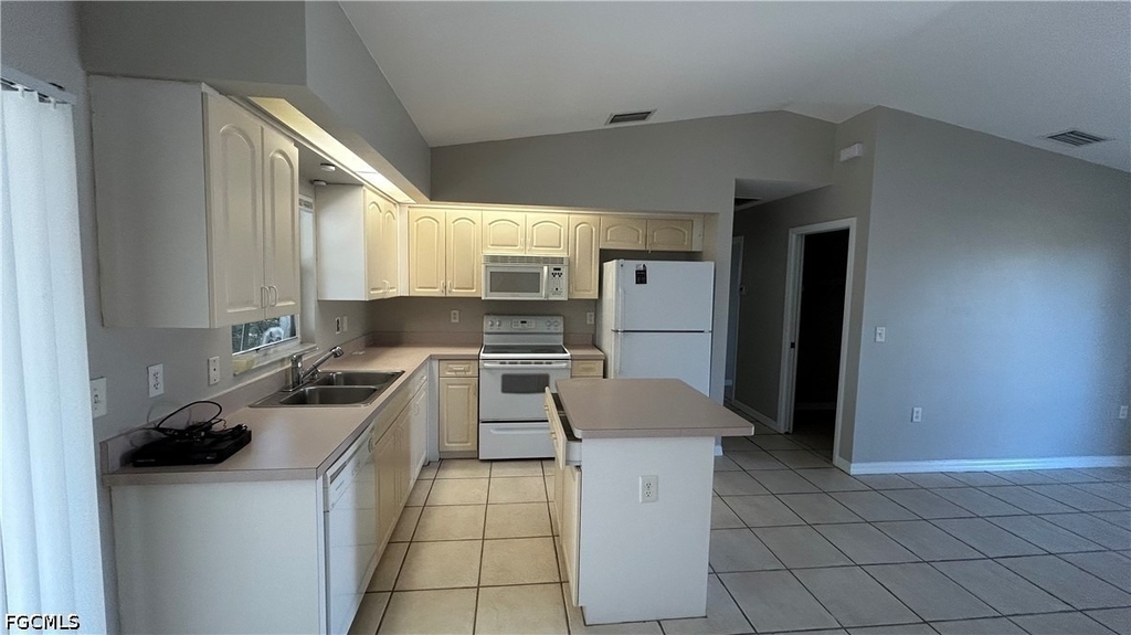 10738 Cocoatree Court - Photo 3