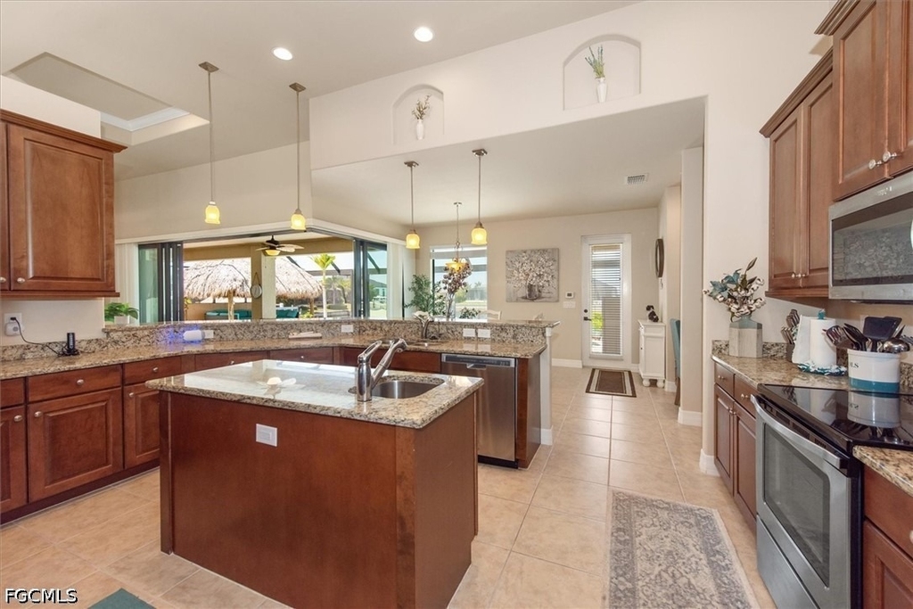 1614 Nw 43rd Avenue - Photo 9