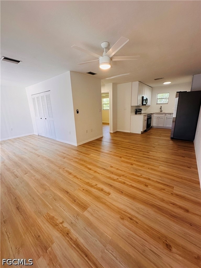 4931 Vincennes Court - Photo 5
