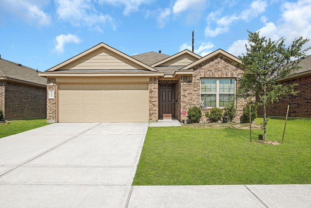 1345 Lariat Ridge Trail - Photo 0