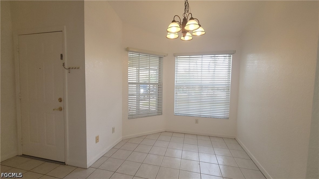 1010 Se 12th Terrace - Photo 4