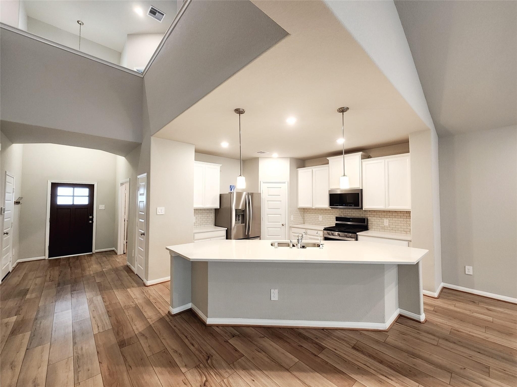 10714 Cliffs View Dr Drive - Photo 6