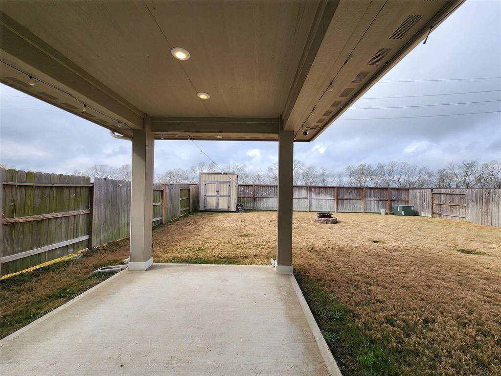 10714 Cliffs View Dr Drive - Photo 29