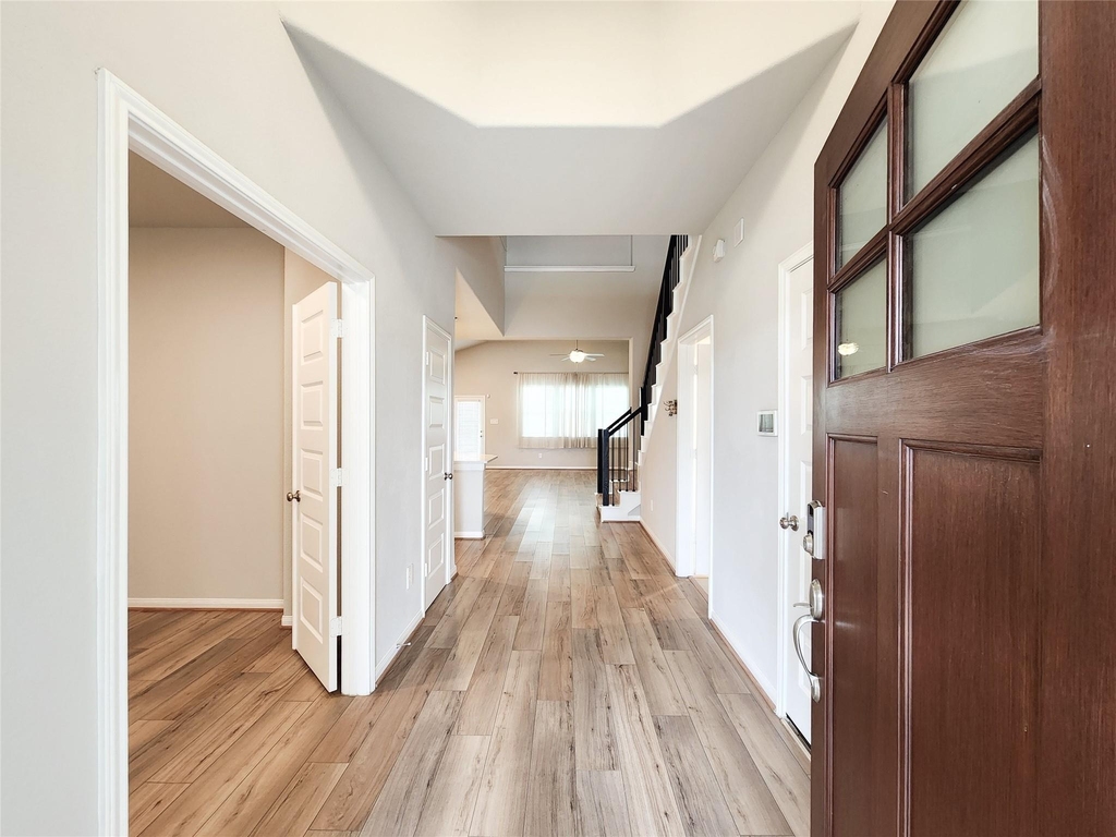 10714 Cliffs View Dr Drive - Photo 17