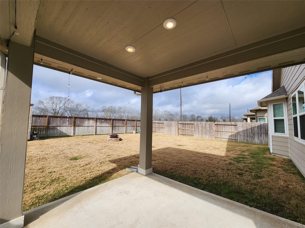 10714 Cliffs View Dr Drive - Photo 5