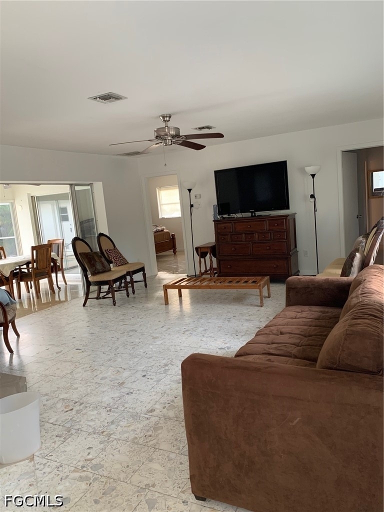 6 Hawk Street - Photo 3