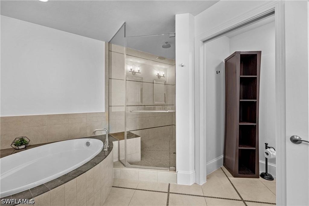 9115 Strada Place - Photo 14