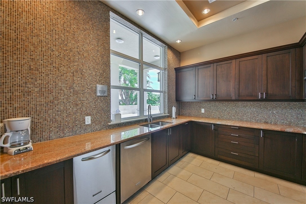 9115 Strada Place - Photo 16