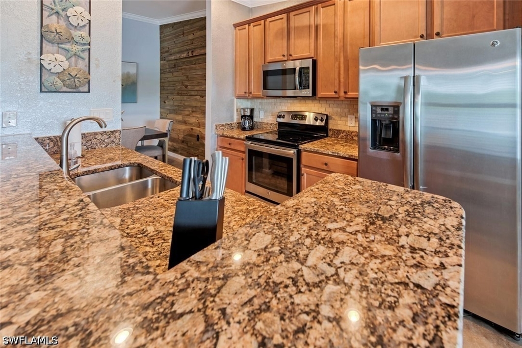9513 Avellino Way - Photo 8