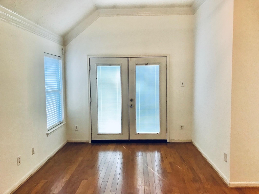 9311 Cantata Court - Photo 18