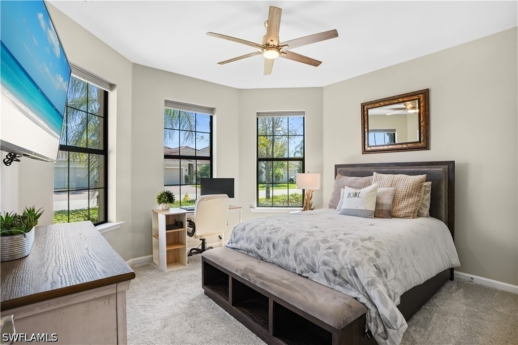 2077 Hamlin Street - Photo 21