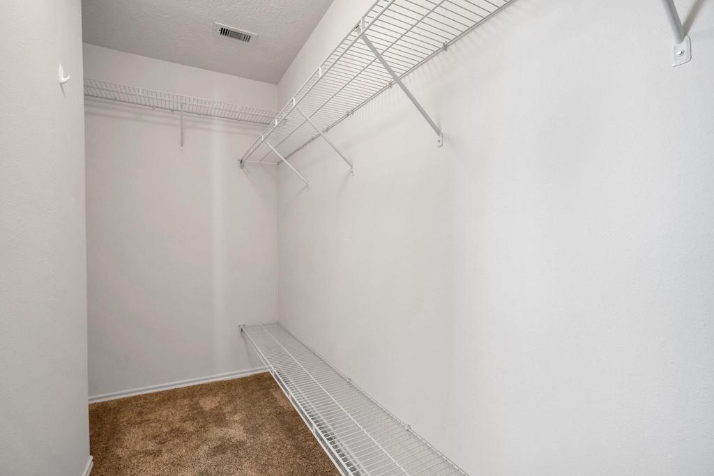 7215 Cool Springs Court - Photo 16