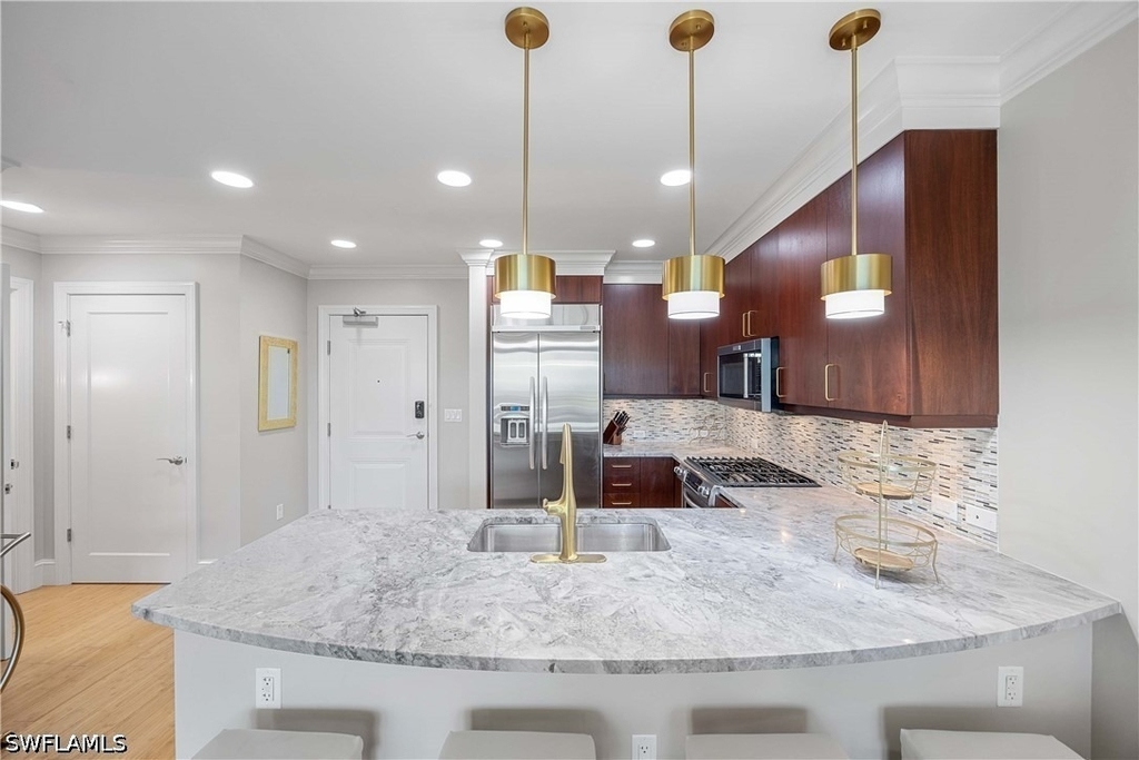9123 Strada Place - Photo 6