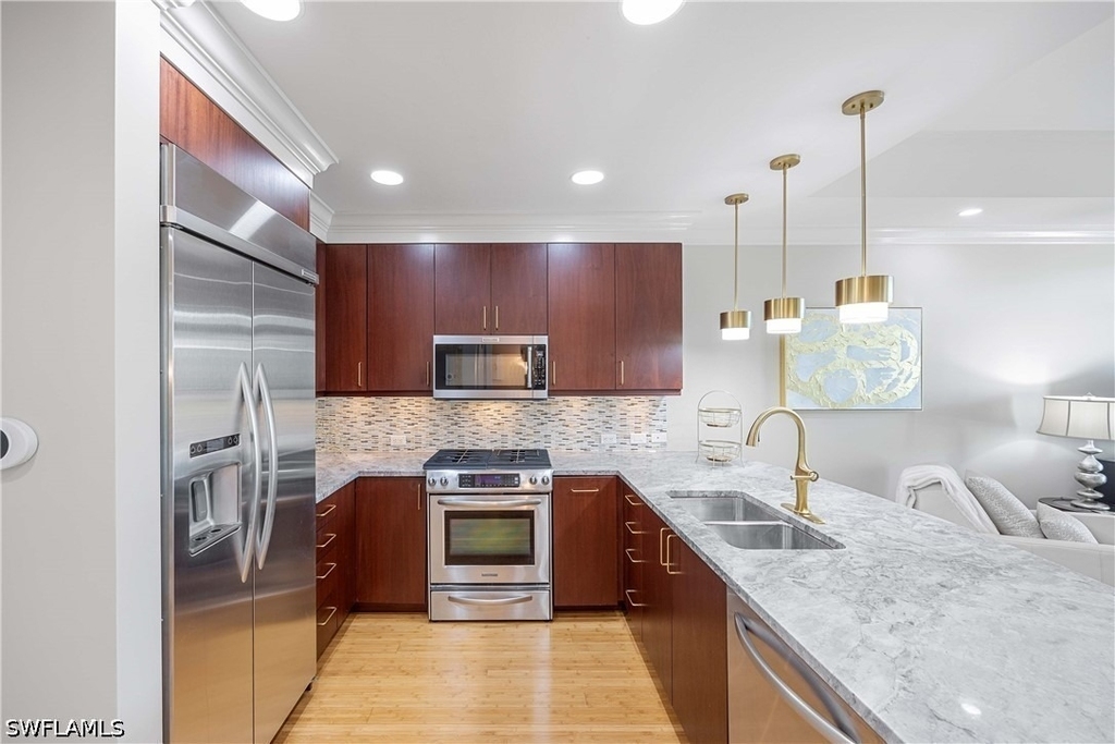9123 Strada Place - Photo 8