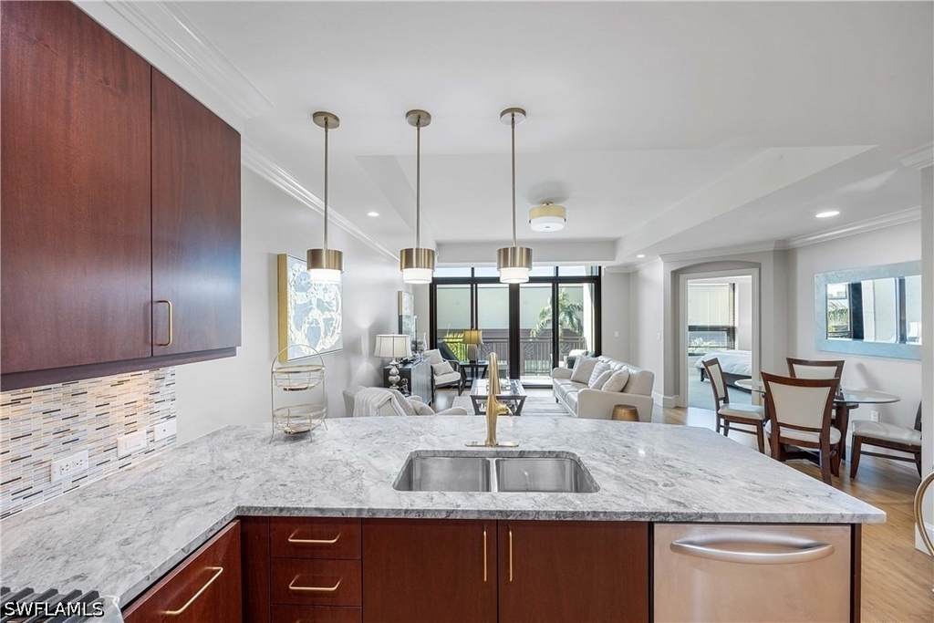 9123 Strada Place - Photo 9