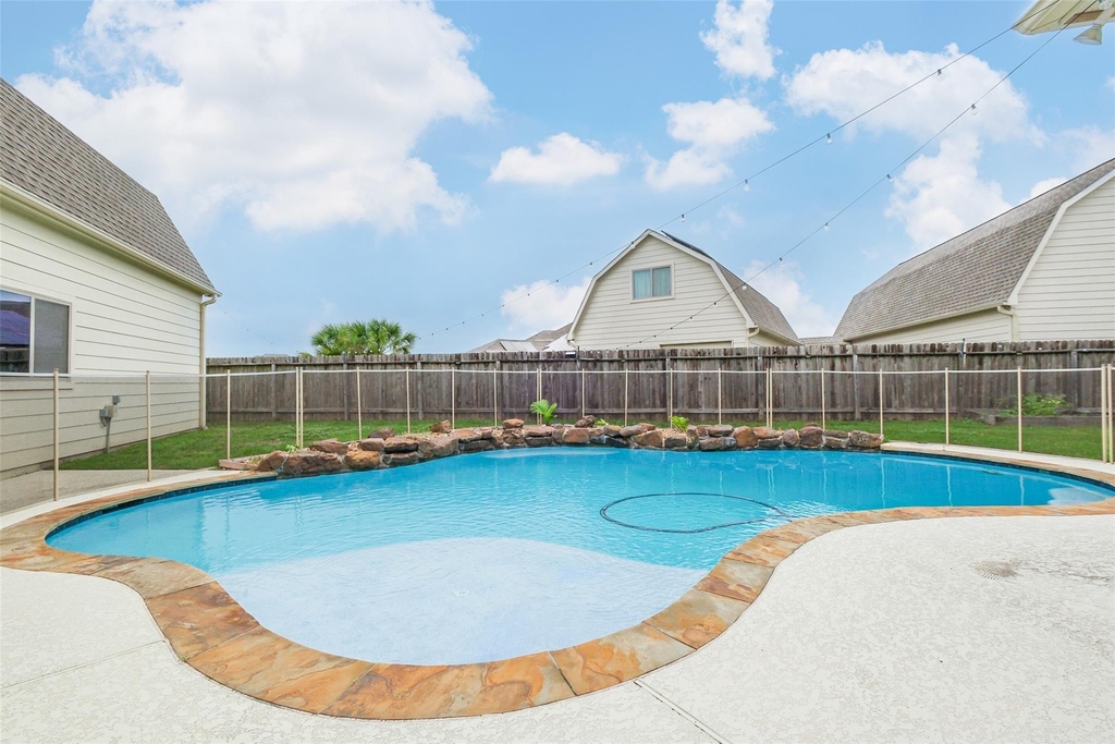 6811 Gonzales Point - Photo 5
