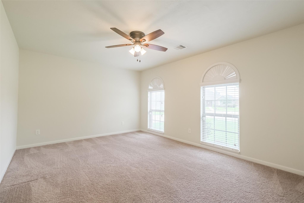 6811 Gonzales Point - Photo 35