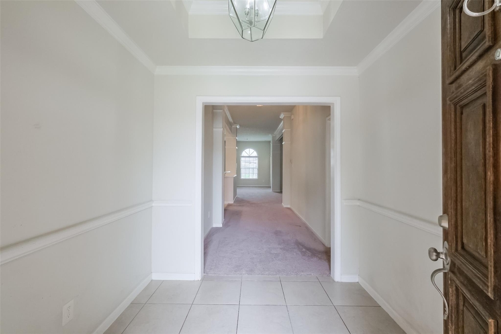 6811 Gonzales Point - Photo 10