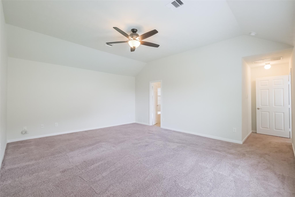 6811 Gonzales Point - Photo 28
