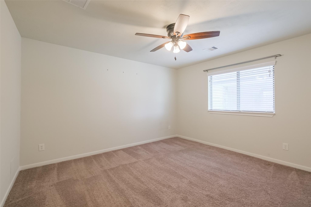 6811 Gonzales Point - Photo 37
