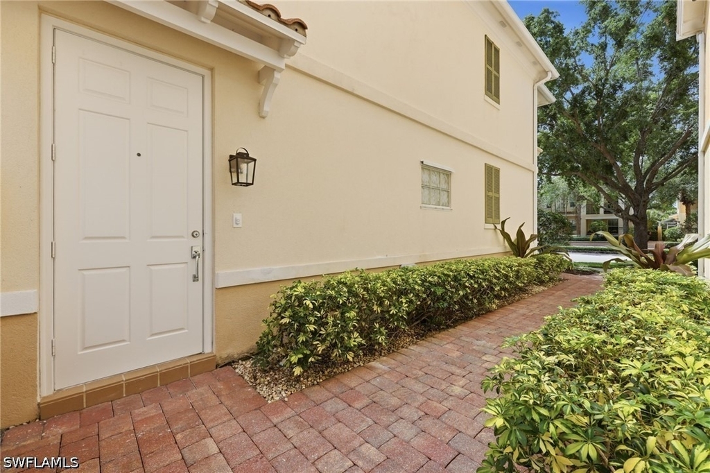 7821 Veronawalk Boulevard - Photo 2
