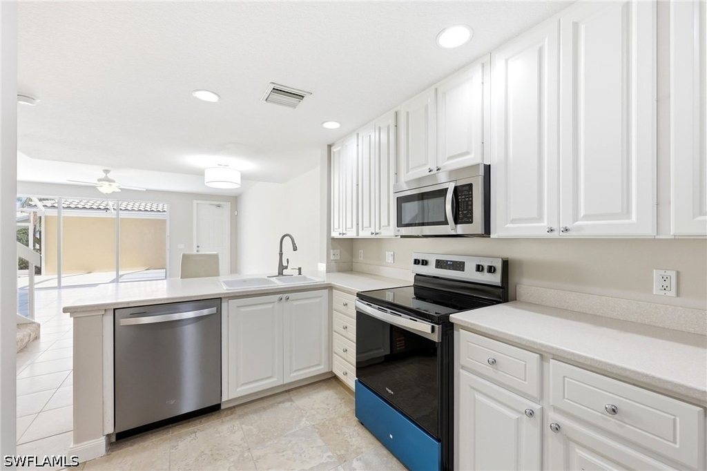 7821 Veronawalk Boulevard - Photo 9