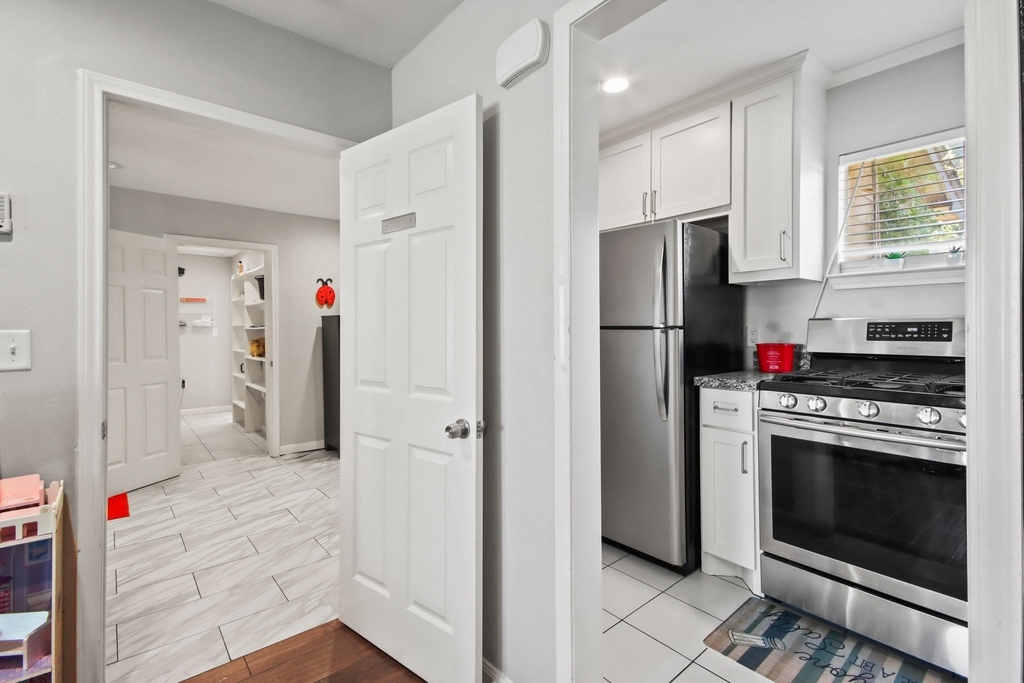5302 Treaschwig Road - Photo 36