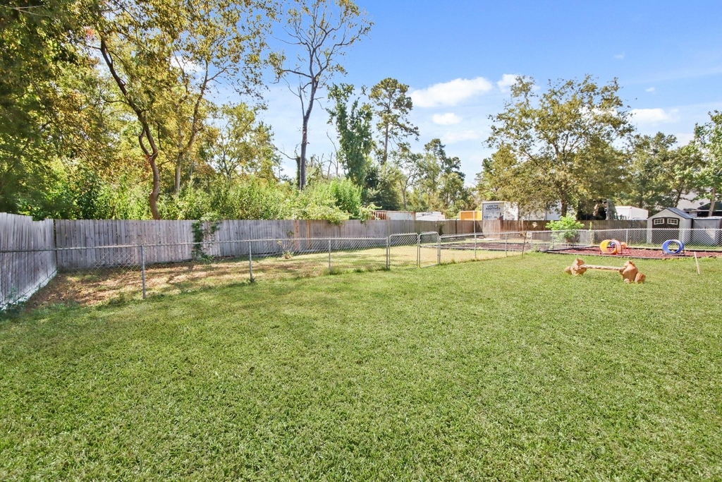 5302 Treaschwig Road - Photo 7