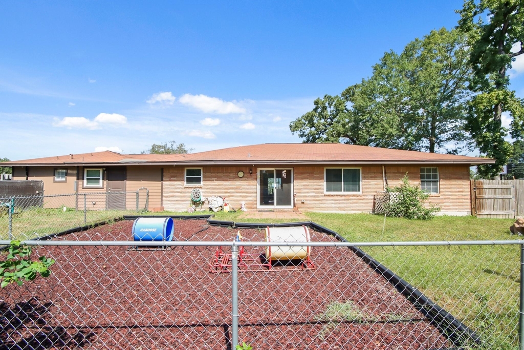 5302 Treaschwig Road - Photo 4