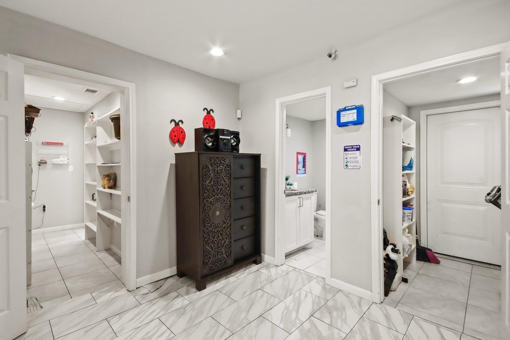 5302 Treaschwig Road - Photo 38
