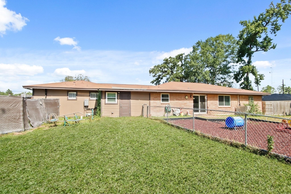 5302 Treaschwig Road - Photo 5