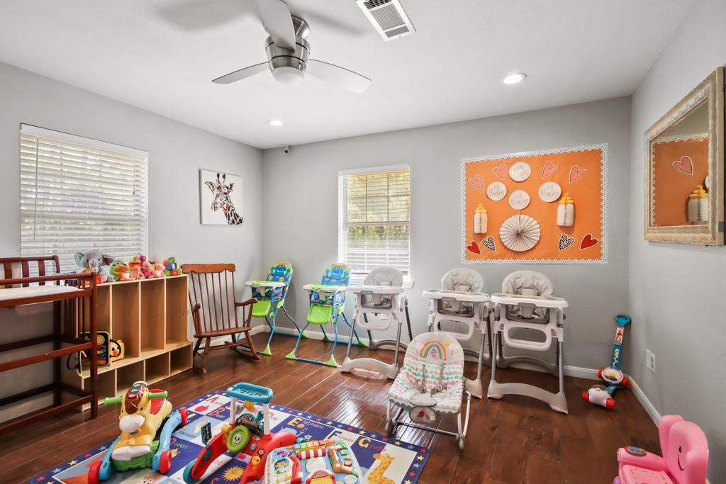 5302 Treaschwig Road - Photo 18