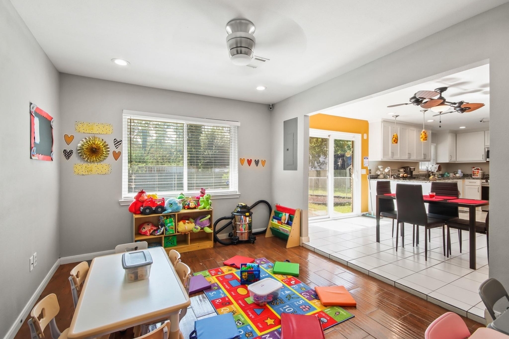 5302 Treaschwig Road - Photo 16