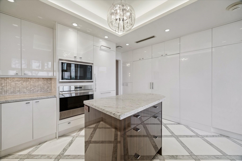 121 N Post Oak Lane - Photo 11