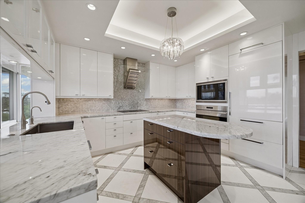 121 N Post Oak Lane - Photo 10