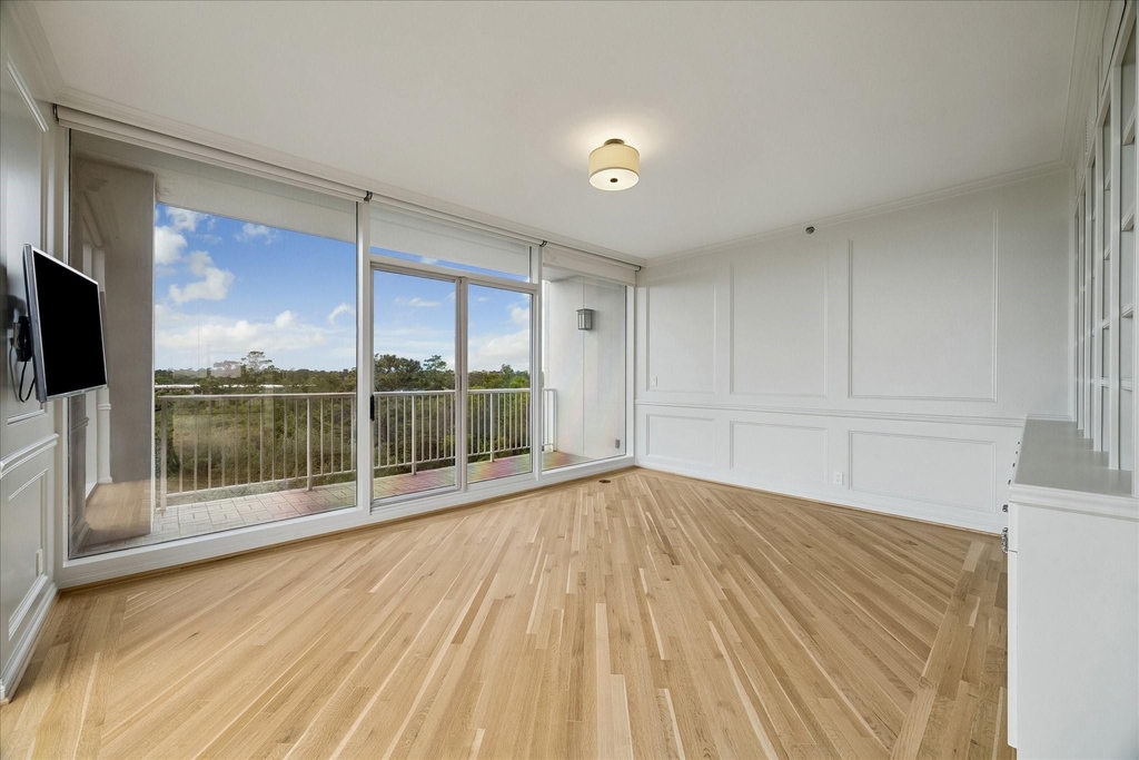 121 N Post Oak Lane - Photo 18