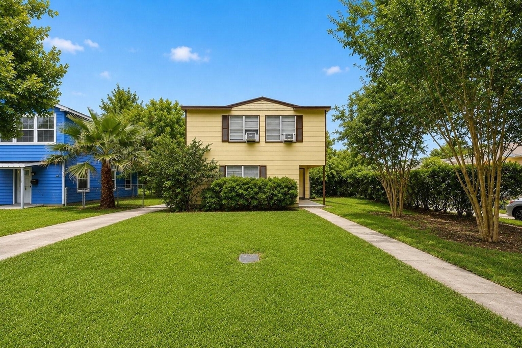 1228 6th Avenue N - Photo 0