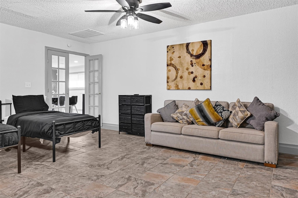 1806 Clayton Drive - Photo 28
