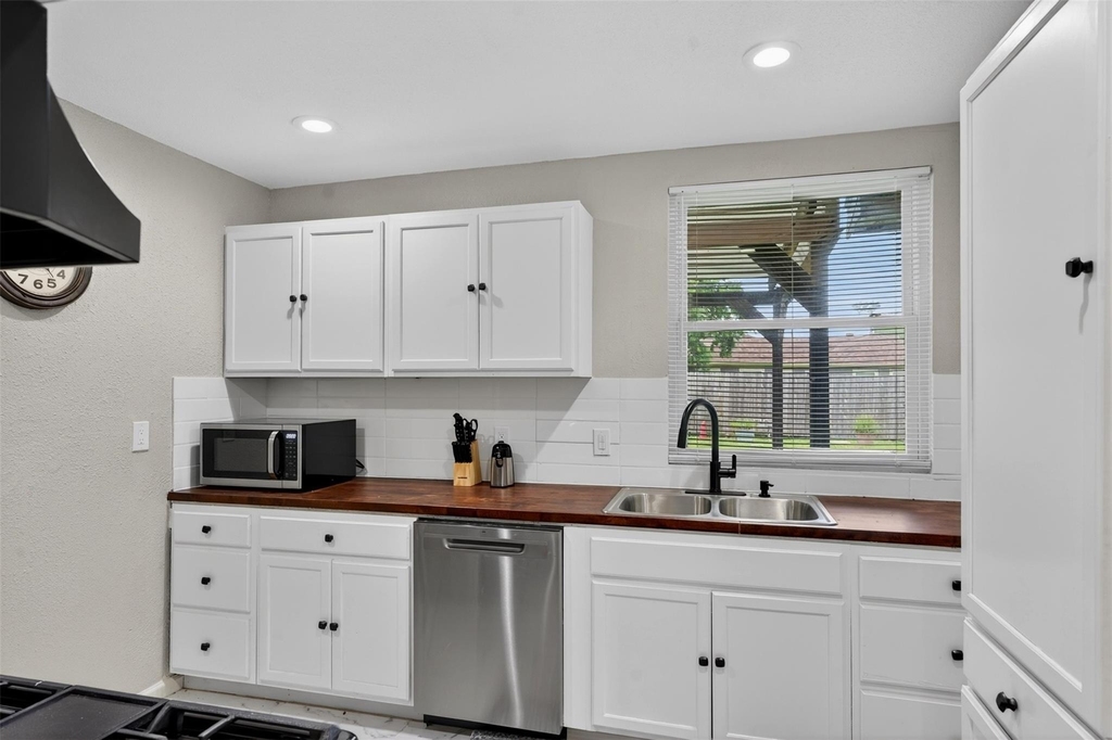 3863 Arbor Street - Photo 23