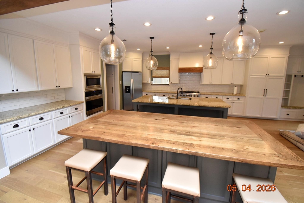 421 Creekside Drive - Photo 4