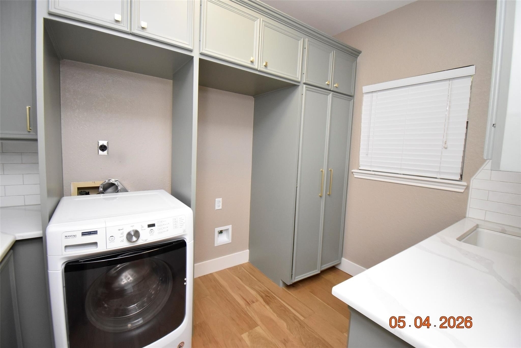 421 Creekside Drive - Photo 6
