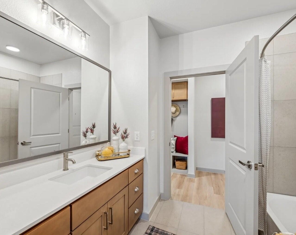 17013 Becker Road - Photo 5