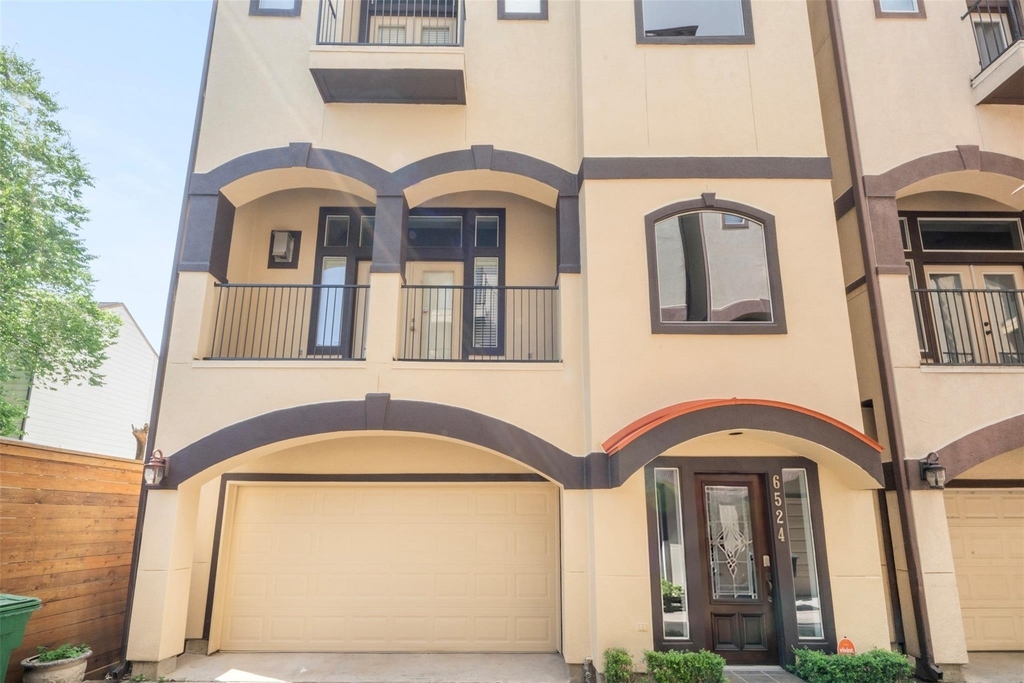 6524 Calder Street - Photo 4