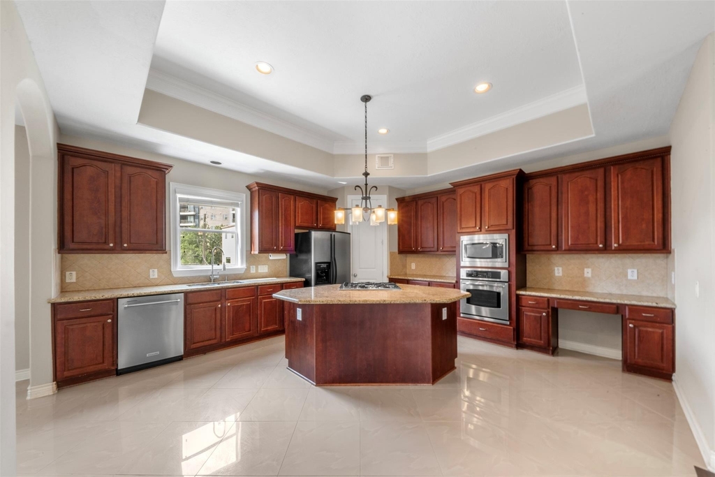 6524 Calder Street - Photo 8