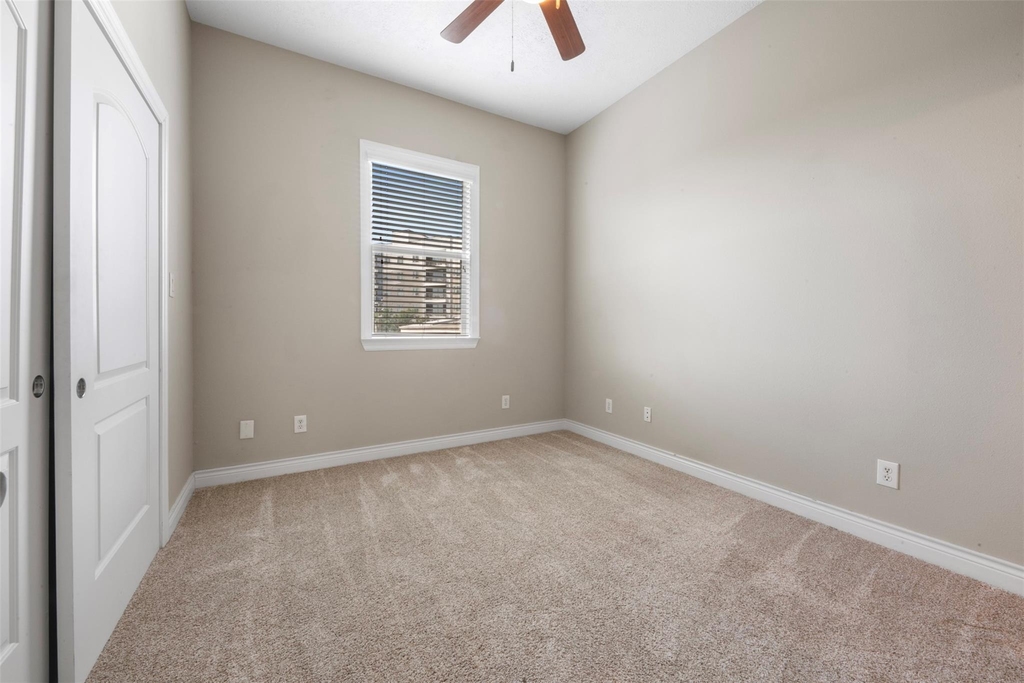 6524 Calder Street - Photo 22